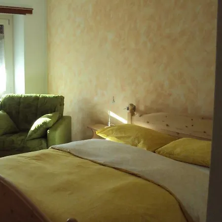 Li Di Giuan בית הארחה Lauco